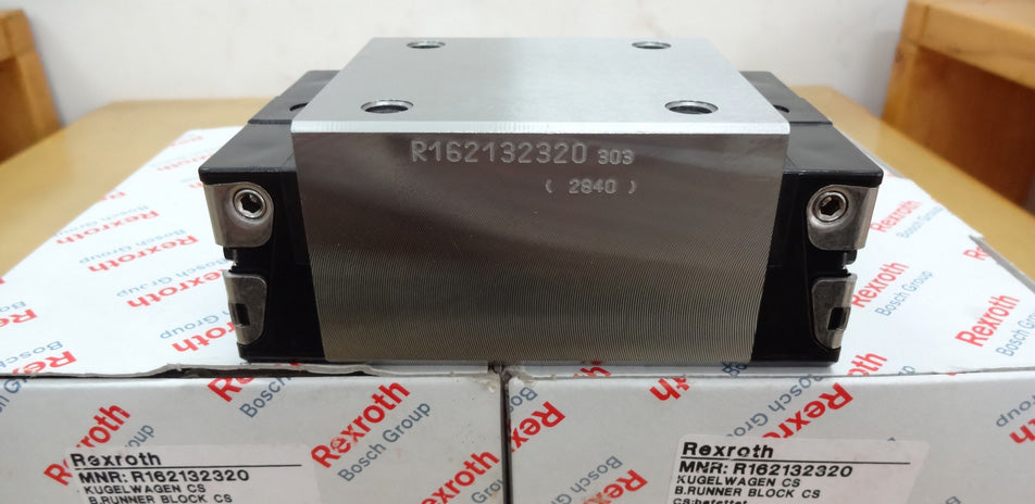 R162132220 Bosch REXROTH RUNNER BLOCK Ball LINEAR BEARINGS