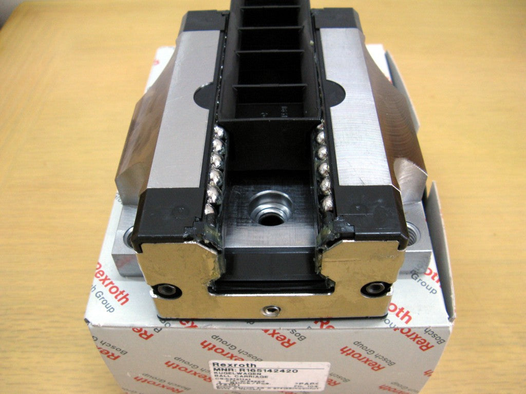R165149420 Bosch Rexroth Runner Block Ball Carriage Linear Bearings