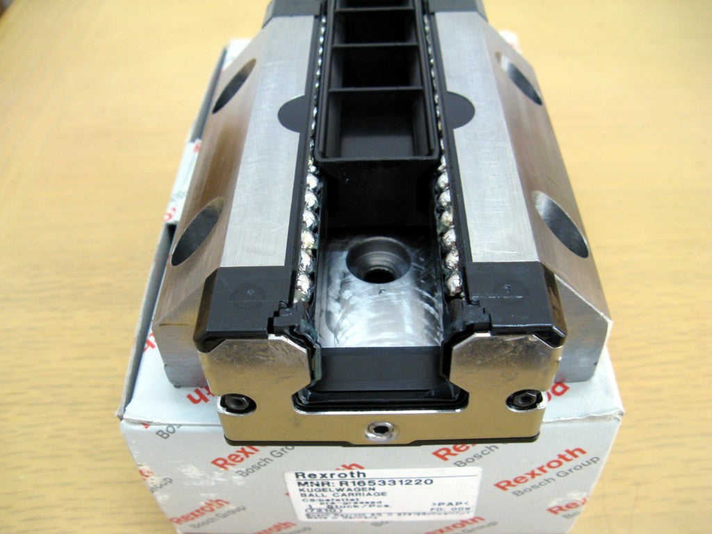 R165332420 Bosch Rexroth Runner Block Ball Carriage Linear Bearings