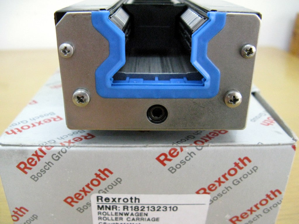 R182132210 Bosch Rexroth Roller Runner Block Linear Motion Bearings