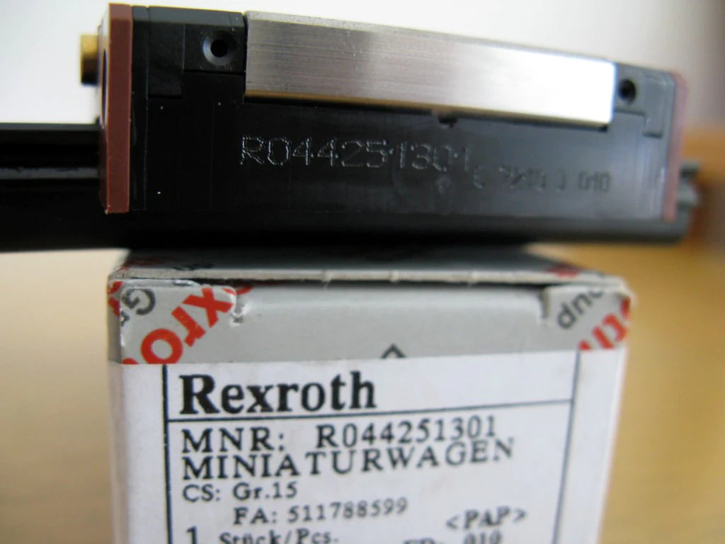 R044251201 Bosch REXROTH RUNNER BLOCK LINEAR BEARING