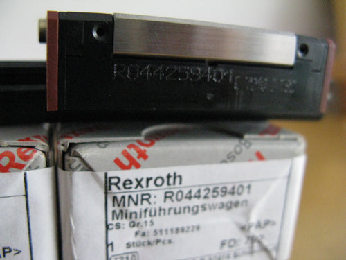 R044259401 Bosch REXROTH RUNNER BLOCK LINEAR BEARING