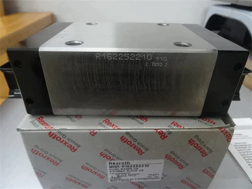 R162252310 BOSCH REXROTH RUNNER BLOCK BALL LINEAR BEARINGS