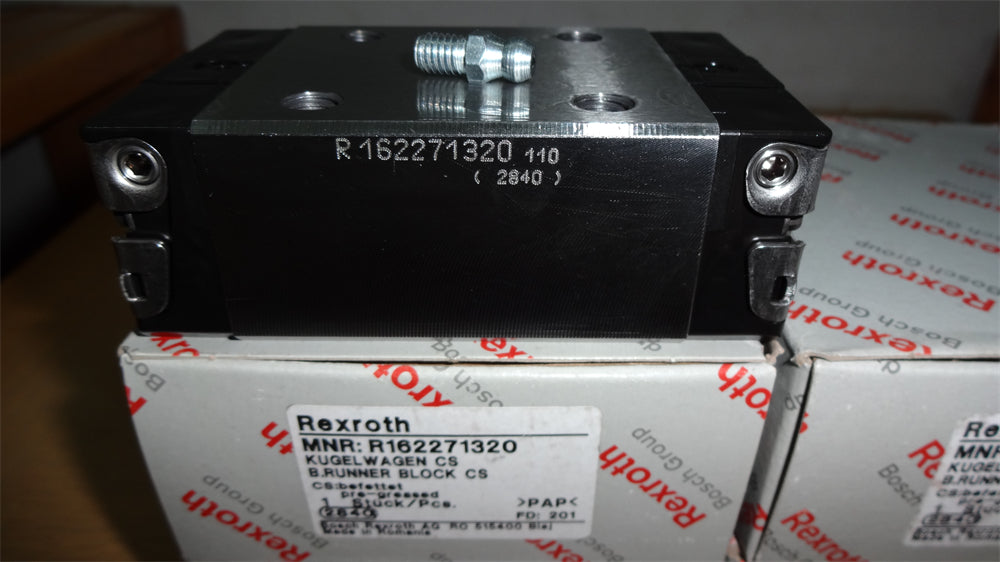 R162271220 BOSCH REXROTH RUNNER BLOCK BALL LINEAR BEARINGS