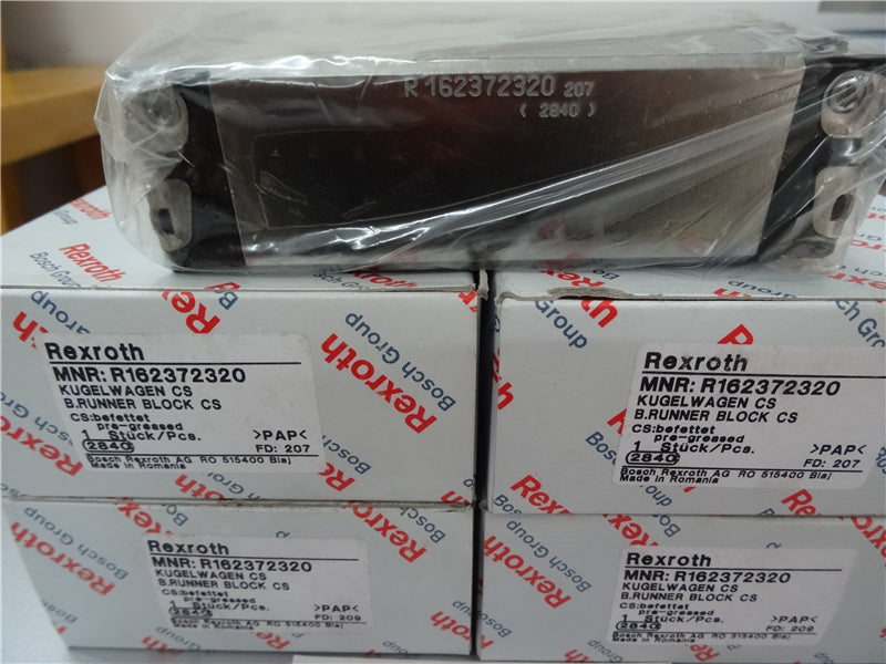 R162372320 BOSCH REXROTH RUNNER BLOCK BALL CARRIAGE LINEAR BEARINGS