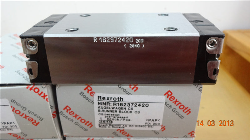 R162372420 BOSCH REXROTH RUNNER BLOCK BALL CARRIAGE LINEAR BEARINGS