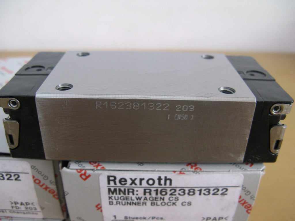 R162381322 BOSCH REXROTH RUNNER BLOCK BALL CARRIAGE LINEAR BEARINGS