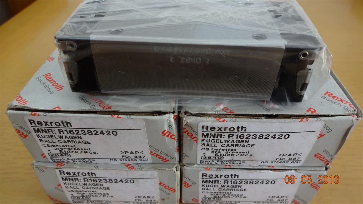 R162382420 BOSCH REXROTH RUNNER BLOCK BALL CARRIAGE LINEAR BEARINGS