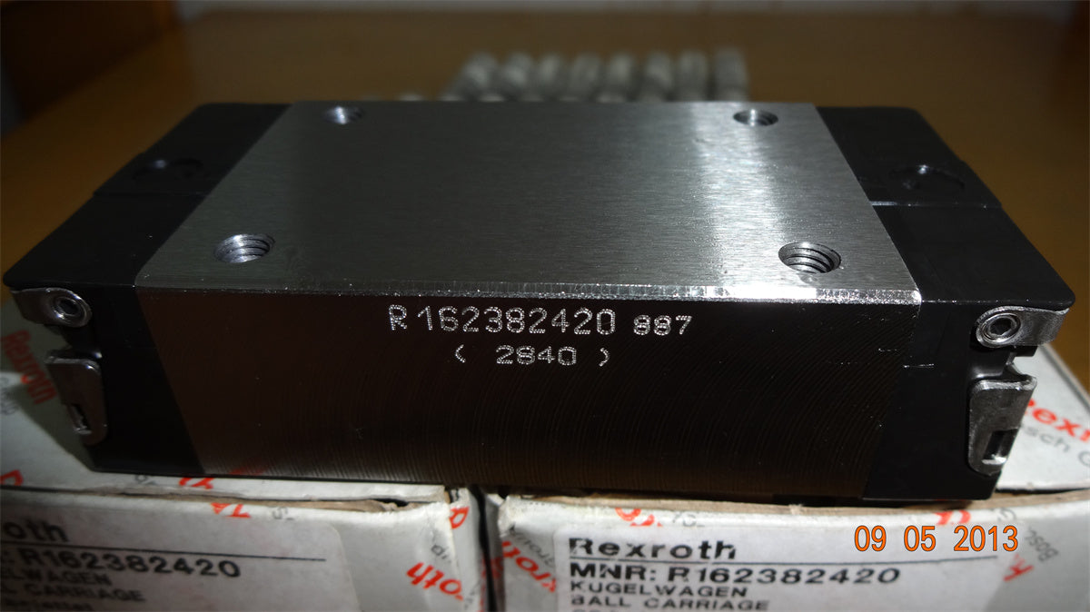 R162382420 BOSCH REXROTH RUNNER BLOCK BALL CARRIAGE LINEAR BEARINGS