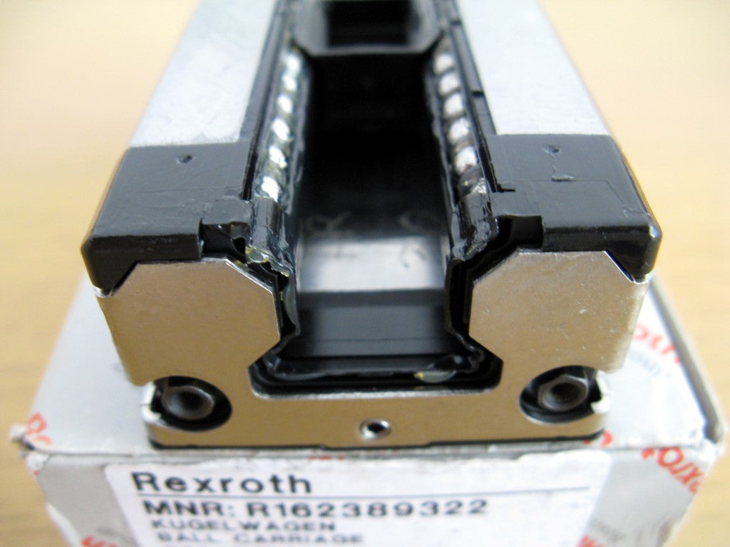 R162389322 BOSCH REXROTH RUNNER BLOCK BALL CARRIAGE LINEAR BEARINGS