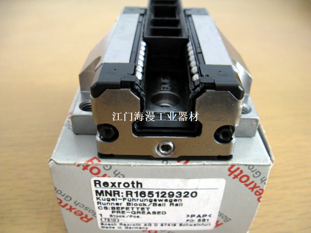 R165129320 BOSCH REXROTH RUNNER BLOCK LINEAR BEARINGS