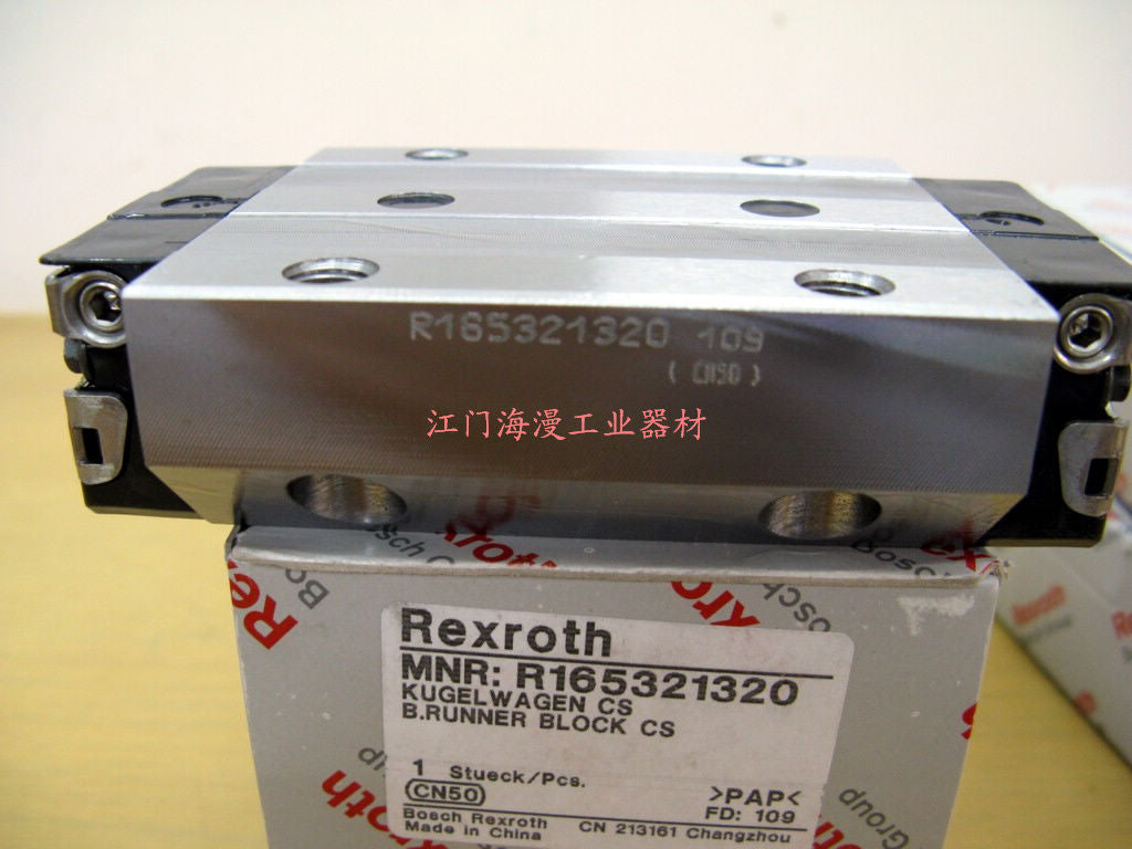 R165321220 Bosch Rexroth Runner Block Ball Carriage Linear Bearings