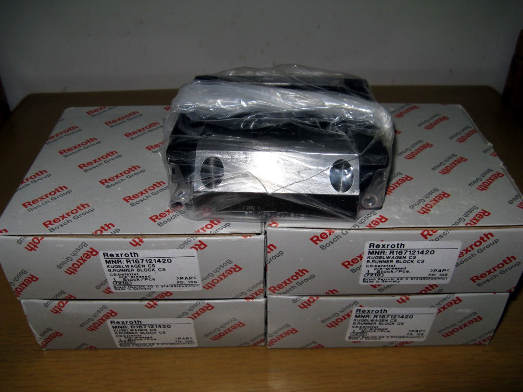 R167121420 Bosch Rexroth Runner Block Ball Carriage Linear Motion Bearings