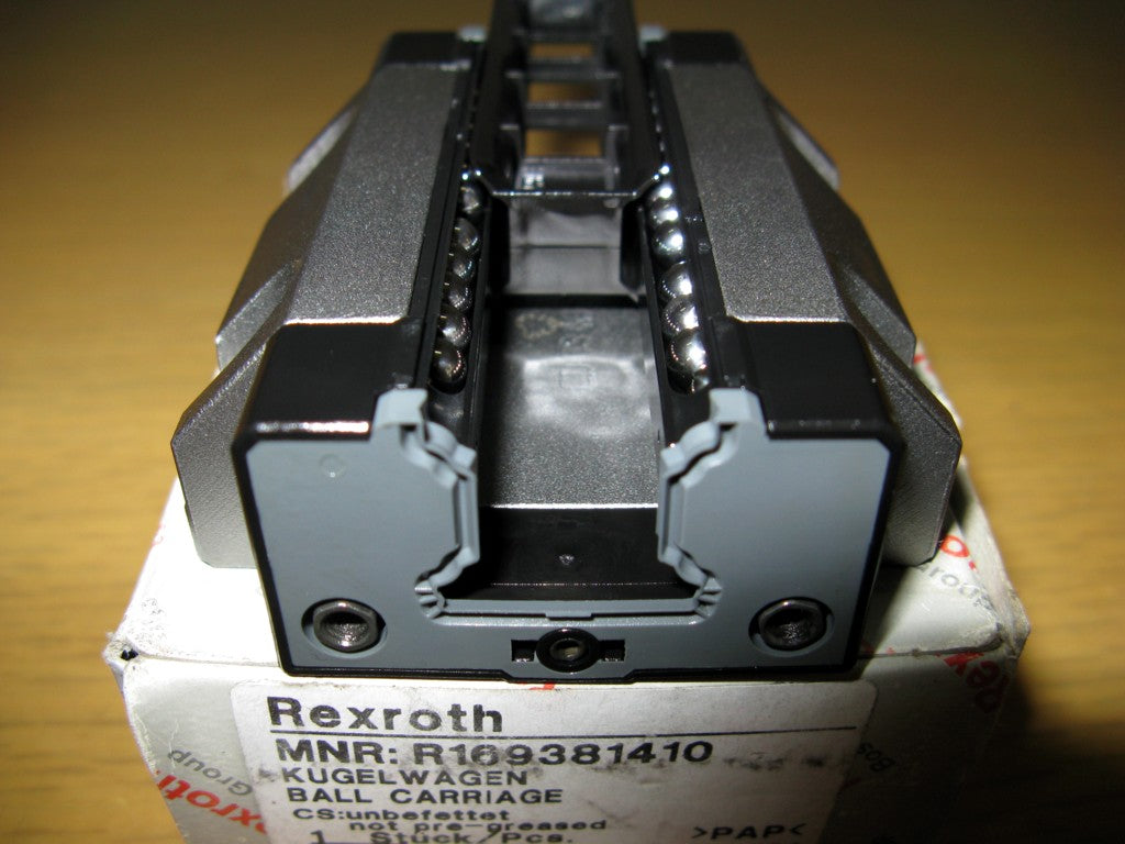 R169381310 Bosch Rexroth Runner Block Ball Carriage Linear Motion Bearings